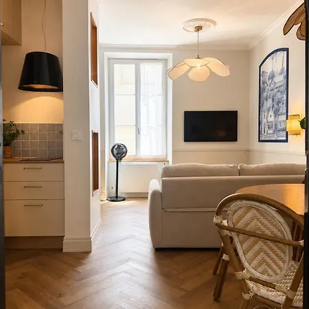 Elegant Renove A Deux Pas De La - 5 Personnes